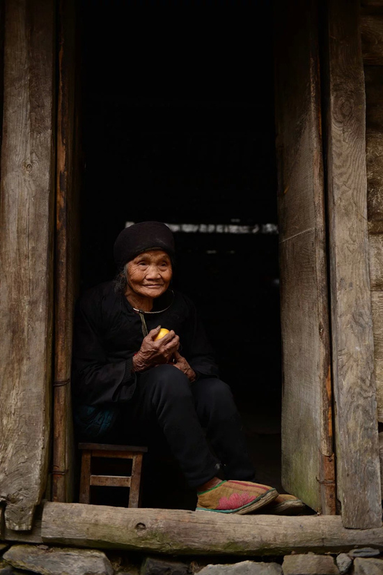 【纪检人·镜头】脱贫攻坚 托起大山深处的梦